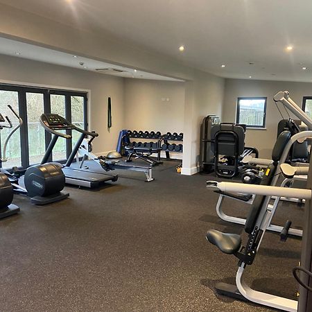 Reed Warbler - Hm111 - Lower Mill Estate Penthouse Apartment With Spa Access Somerford Keynes Extérieur photo